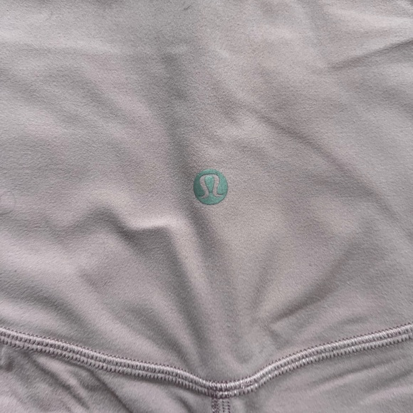 23 inch lulu lemon align leggings - Picture 2 of 3